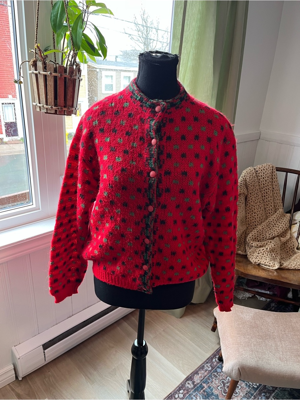 Women’s vintage United Colors Of Benetton Red button up sweater 😍